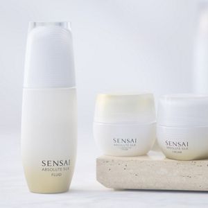 SENSAI ABSOLUTE SILK FLUID 80mL 新品・未開封 Sensai Absolute Silk Fluid (80ml) | Harrods UK